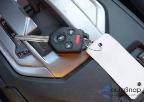 2017 Subaru Impreza 2.0I Premium z USA, uszkodzony, nr VIN 4S3GKAB67H3603375